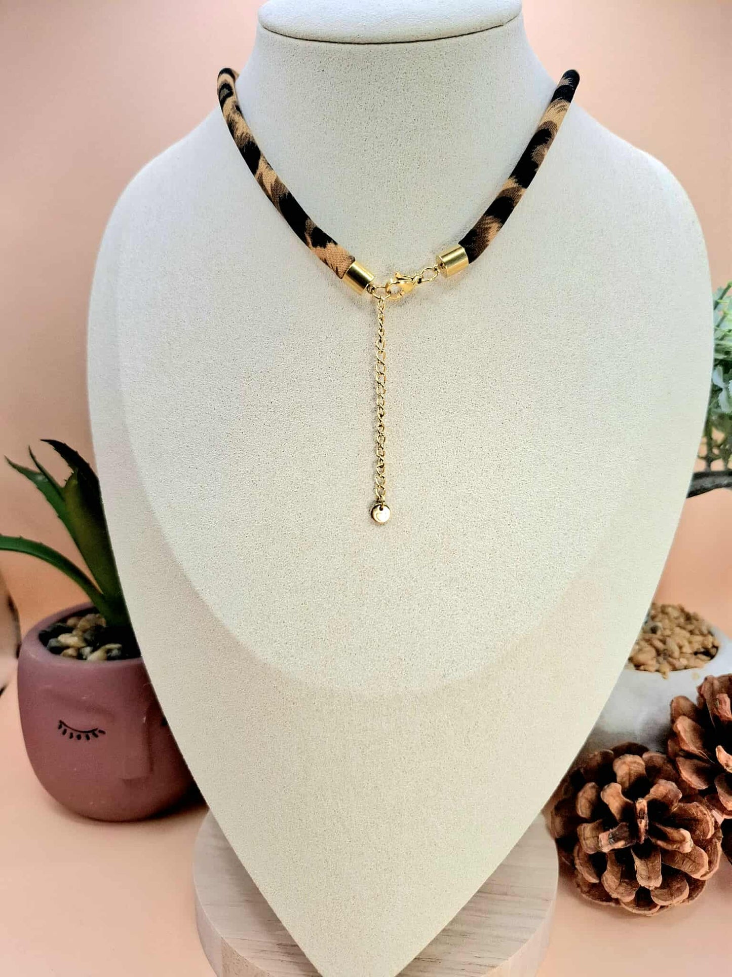 Collier tissus léopard "Sun Luna kiss"