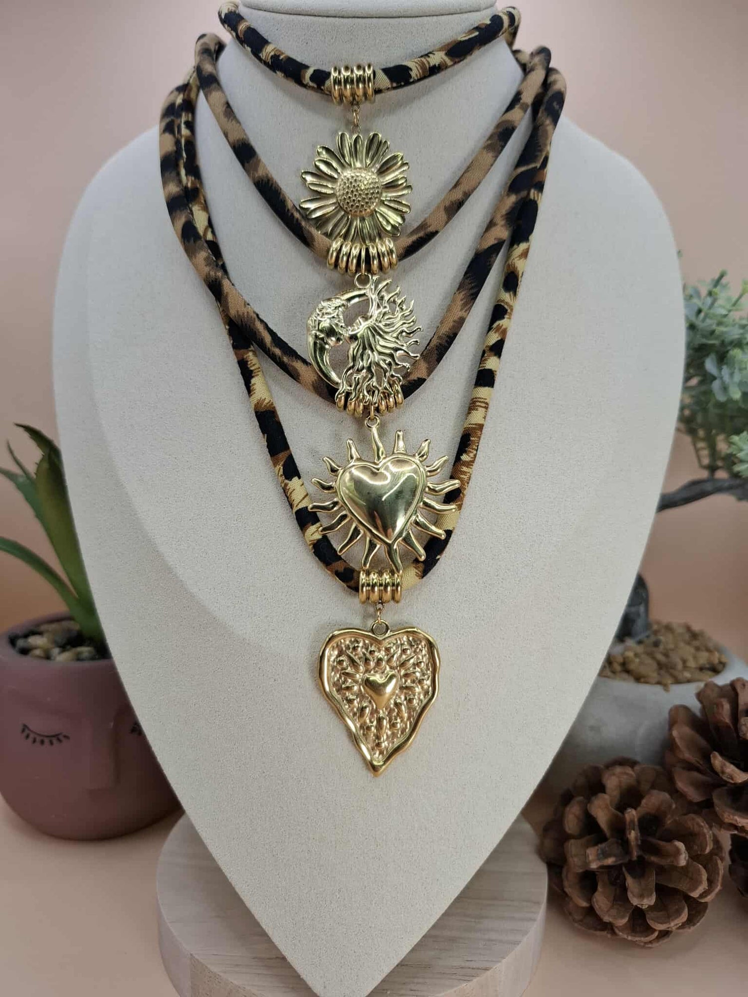 Colliers Foulards/ Tissus