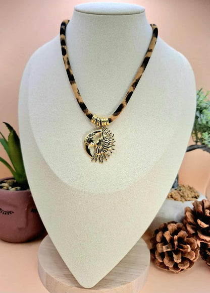 Collier tissus léopard "Sun Luna kiss"
