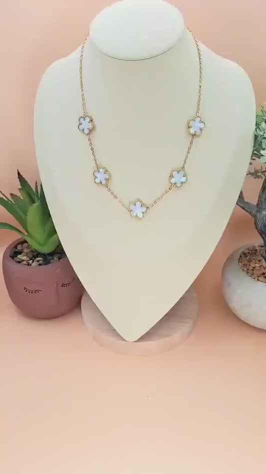 Collier trèfles "Blanc Nacré"
